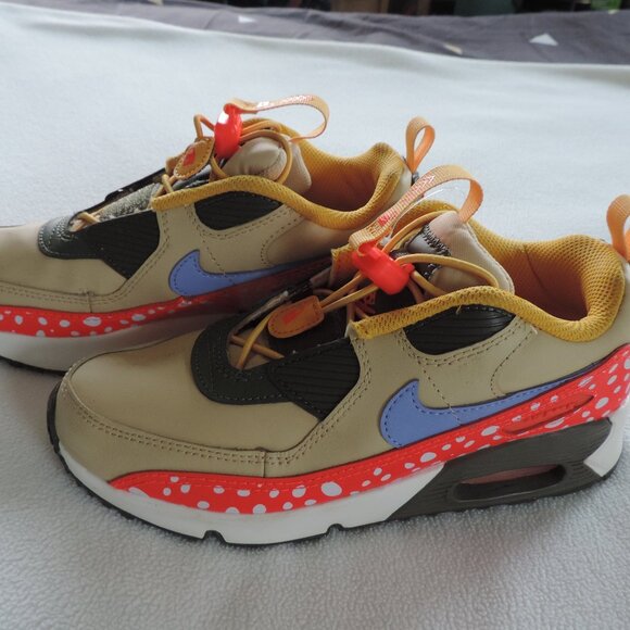 Nike air max 90 toggle SE size 2.5 youth new - Picture 1 of 3